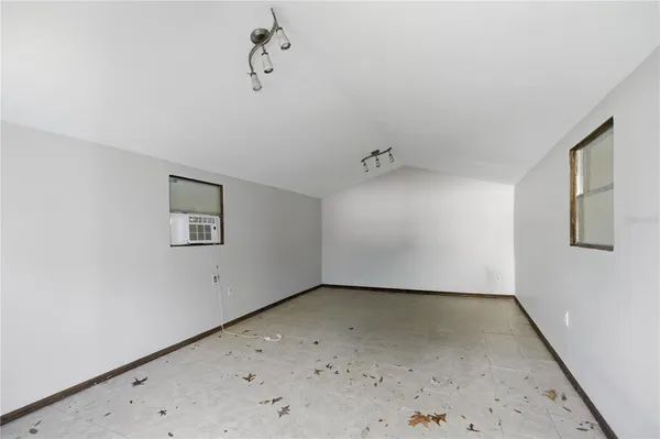 $1,895 | 63 Teak Run, Ocala, FL 34472