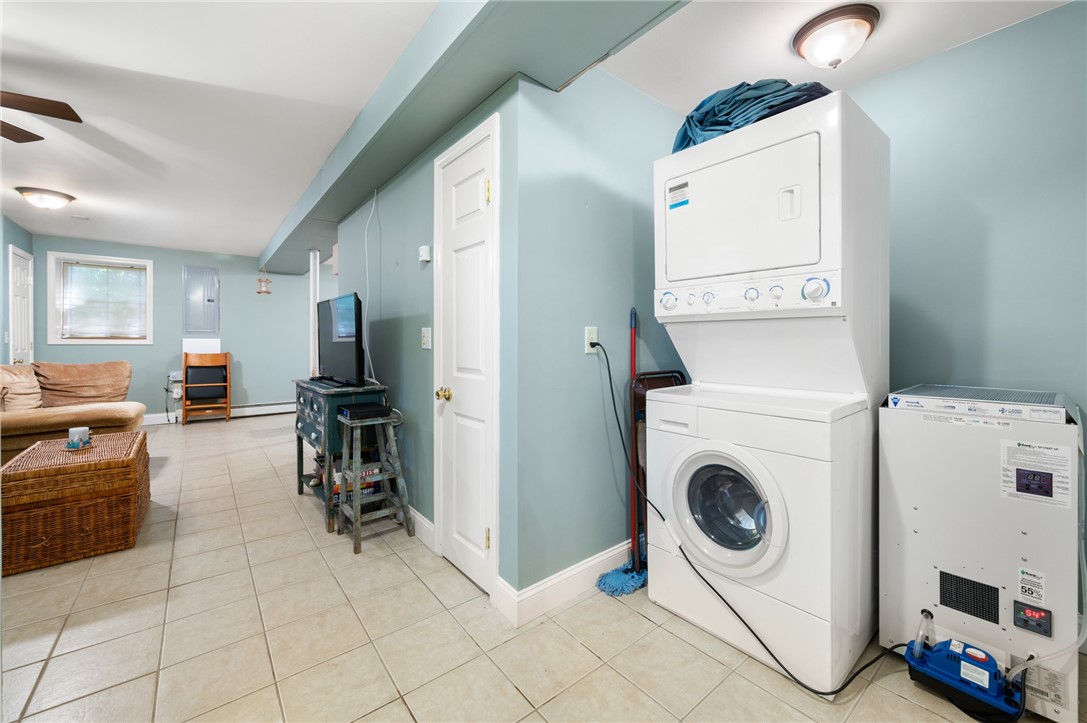 24 Quannacut Road Westerly, RI 02891 - Photo 16 of 20