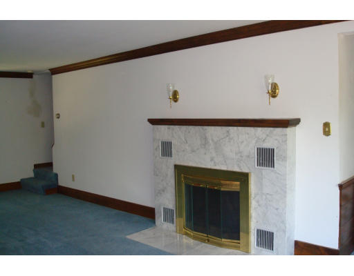 139 Fitchburg Road Townsend, MA 01469 - Photo 6 of 19