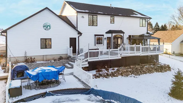 $519,900 | 1836 Oshkosh Street, New London, WI 54961