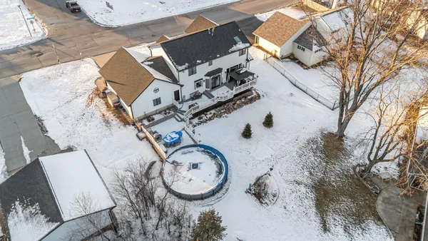$519,900 | 1836 Oshkosh Street, New London, WI 54961