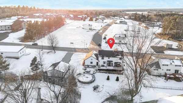 $519,900 | 1836 Oshkosh Street, New London, WI 54961