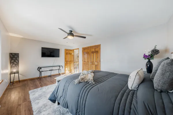$519,900 | 1836 Oshkosh Street, New London, WI 54961