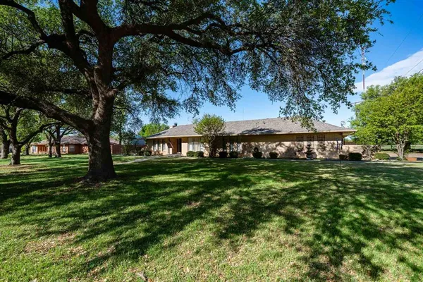 $474,900 | 703 North Ave L, Haskell, TX 79521