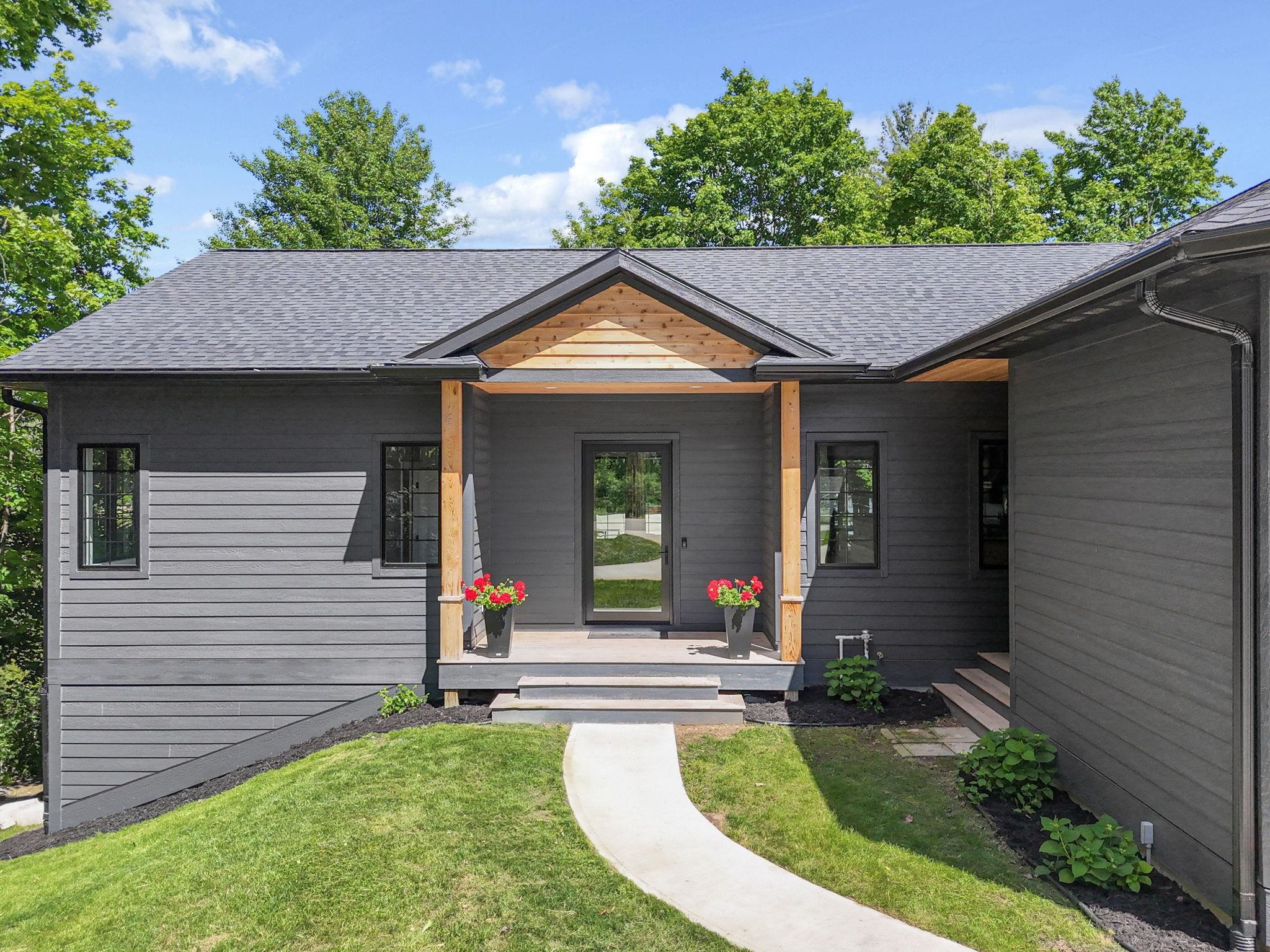 677 Blueberry Ridge Traverse City, MI 49685 - Photo 2 of 62 1947011-301b3091-9024-4e87-938c-c608e0564f4c.JPG