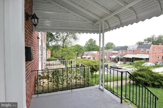 1000 Stamford Road Baltimore, MD 21229 - Photo 11 of 20 Exterior (Front) covered front porch
