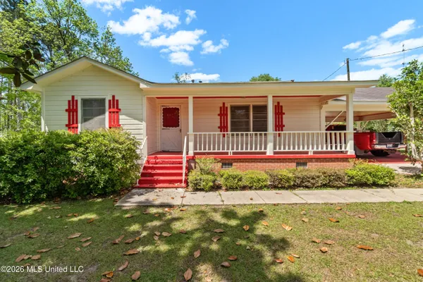 $195,000 | 294 St Peter Street, State Line, MS 39362