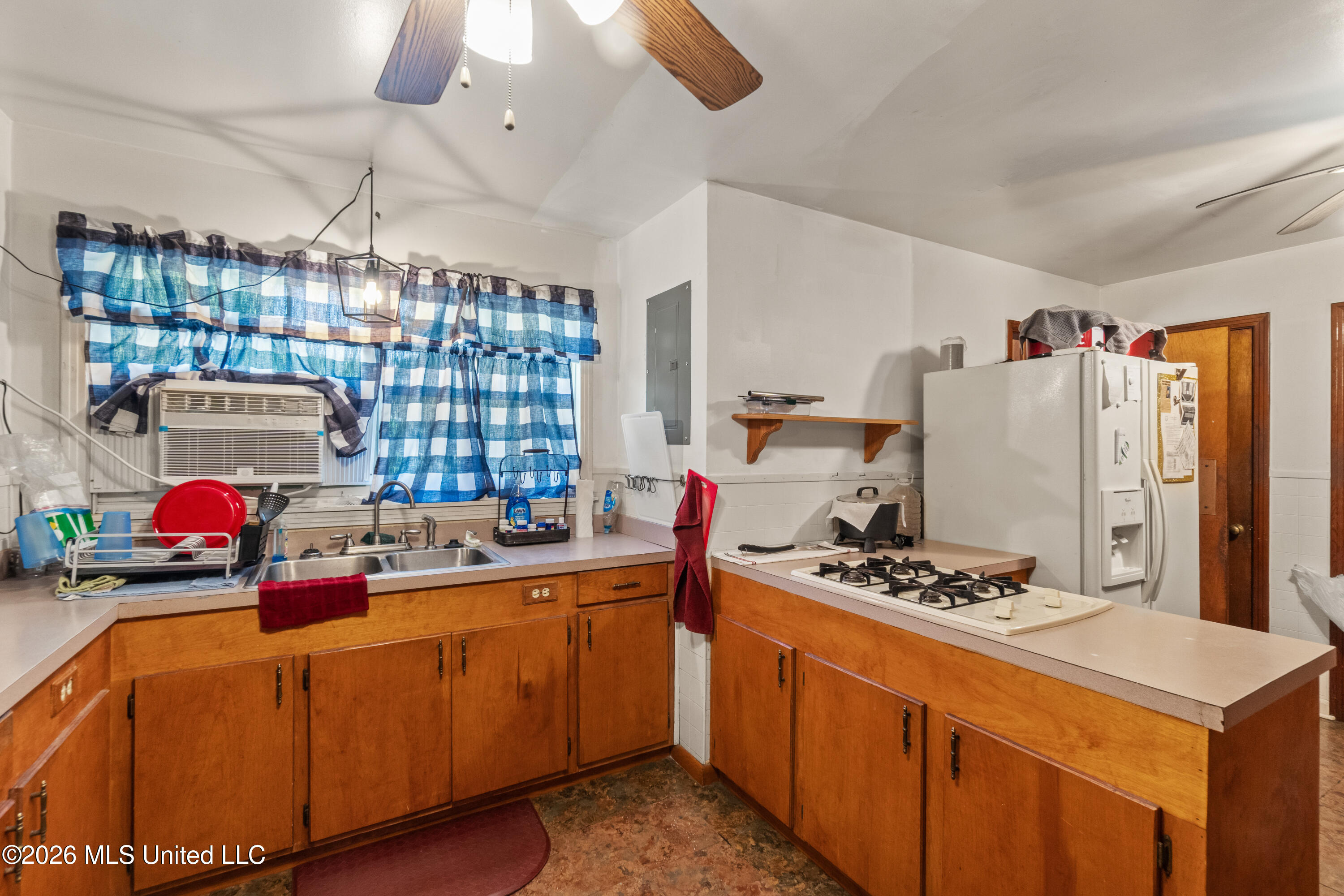 294 St Peter Street State Line, MS 39362 - Photo 11 of 46 294_St_Peter_St-11