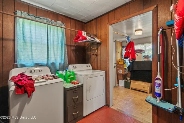 $185,000 | 294 St Peter Street, State Line, MS 39362