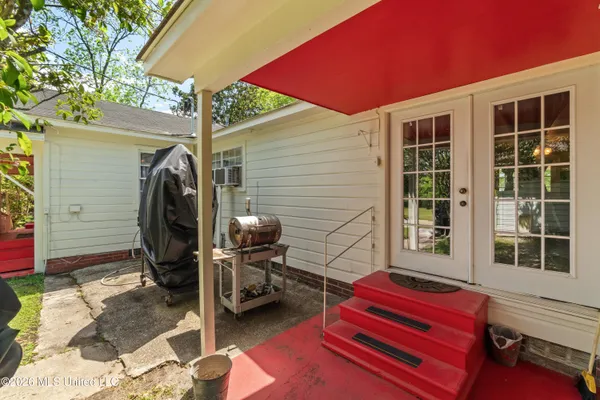 $185,000 | 294 St Peter Street, State Line, MS 39362
