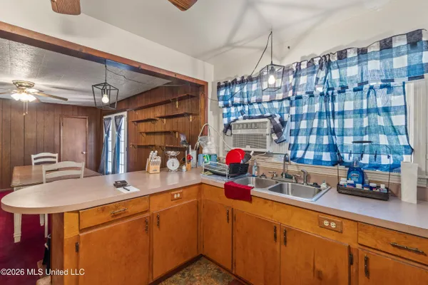 $185,000 | 294 St Peter Street, State Line, MS 39362