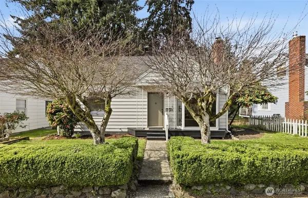 $749,950 | 354 Farallone Avenue, Fircrest, WA 98466