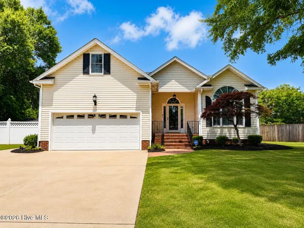 $315,000 | 101 White Oak Drive, Greenville, NC 27858