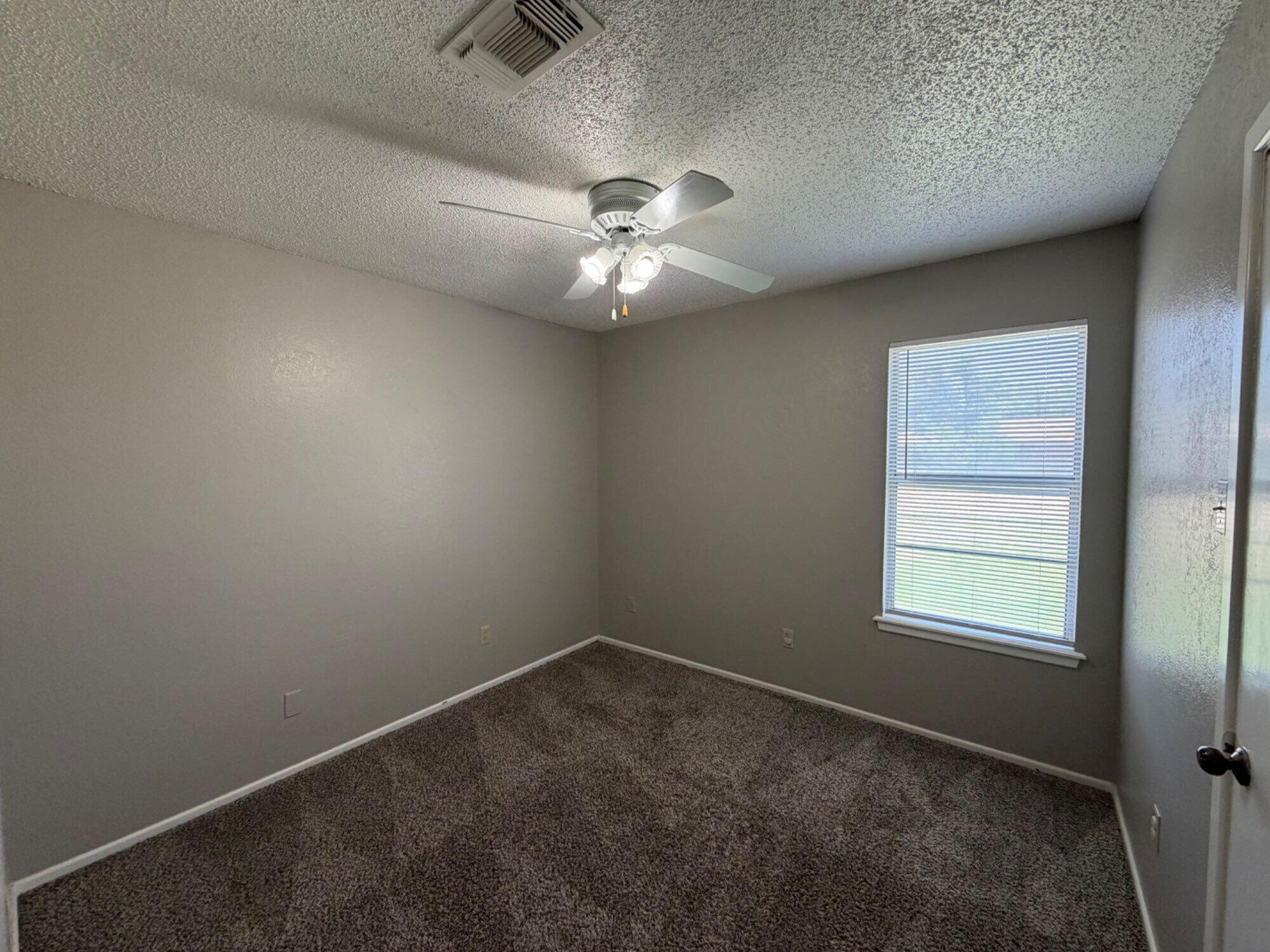 6506 25th Street Lubbock, TX 79407 - Photo 9 of 12 IMG_7692