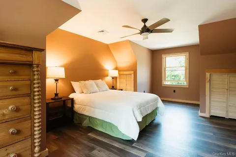 $895,000 | 76 Woodlands Trail, Clinton Corners, NY 12514