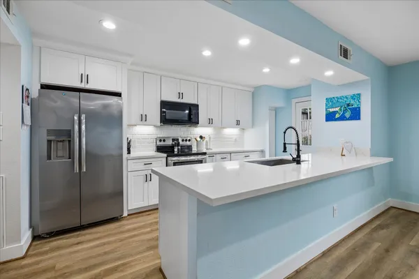 $269,000 | 13184 Trail Hollow Drive, Unit 3184, Houston, TX 77079
