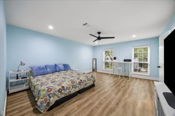 $269,000 | 13184 Trail Hollow Drive, Unit 3184, Houston, TX 77079