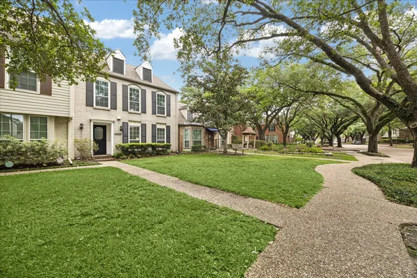 $269,000 | 13184 Trail Hollow Drive, Unit 3184, Houston, TX 77079