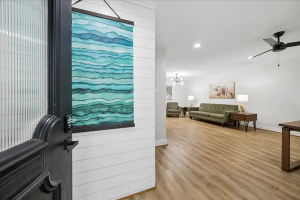 $269,000 | 13184 Trail Hollow Drive, Unit 3184, Houston, TX 77079