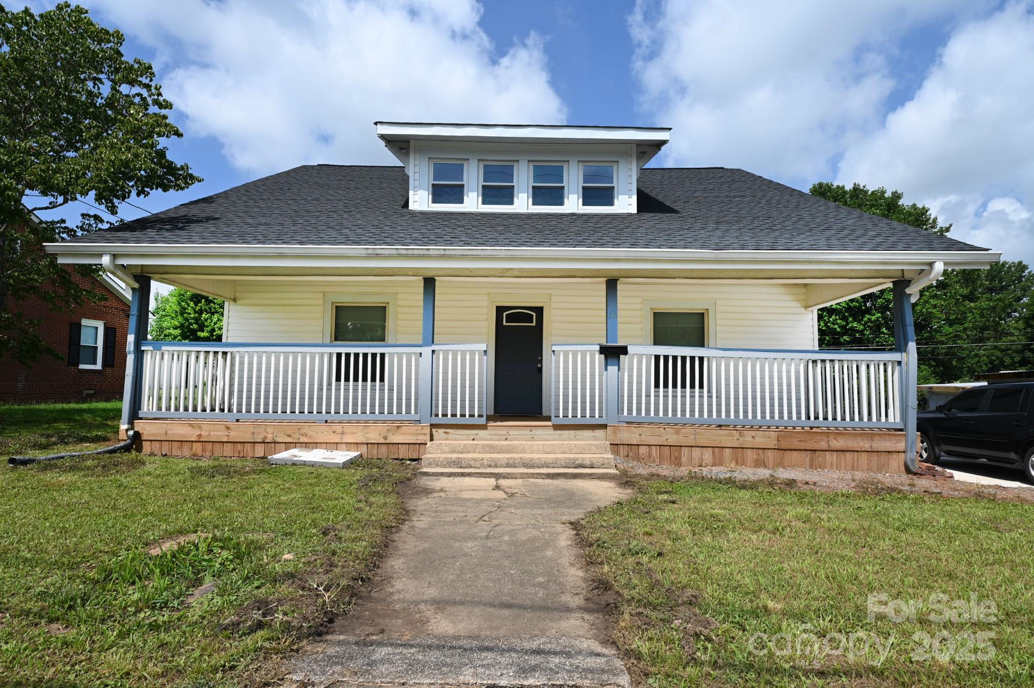 106 Virginia Street Southwest Lenoir, NC 28645 - Photo 1 of 44