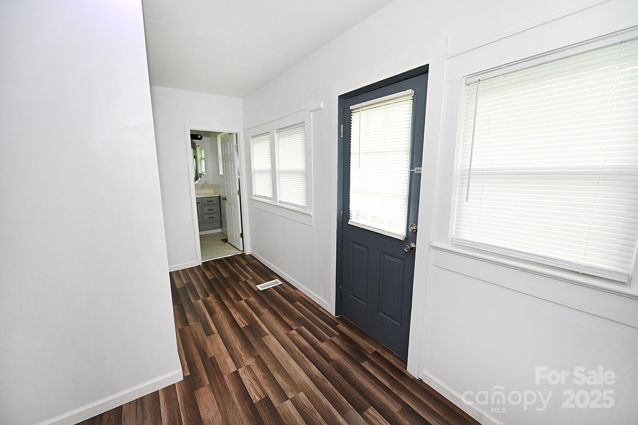 106 Virginia Street Southwest Lenoir, NC 28645 - Photo 11 of 44