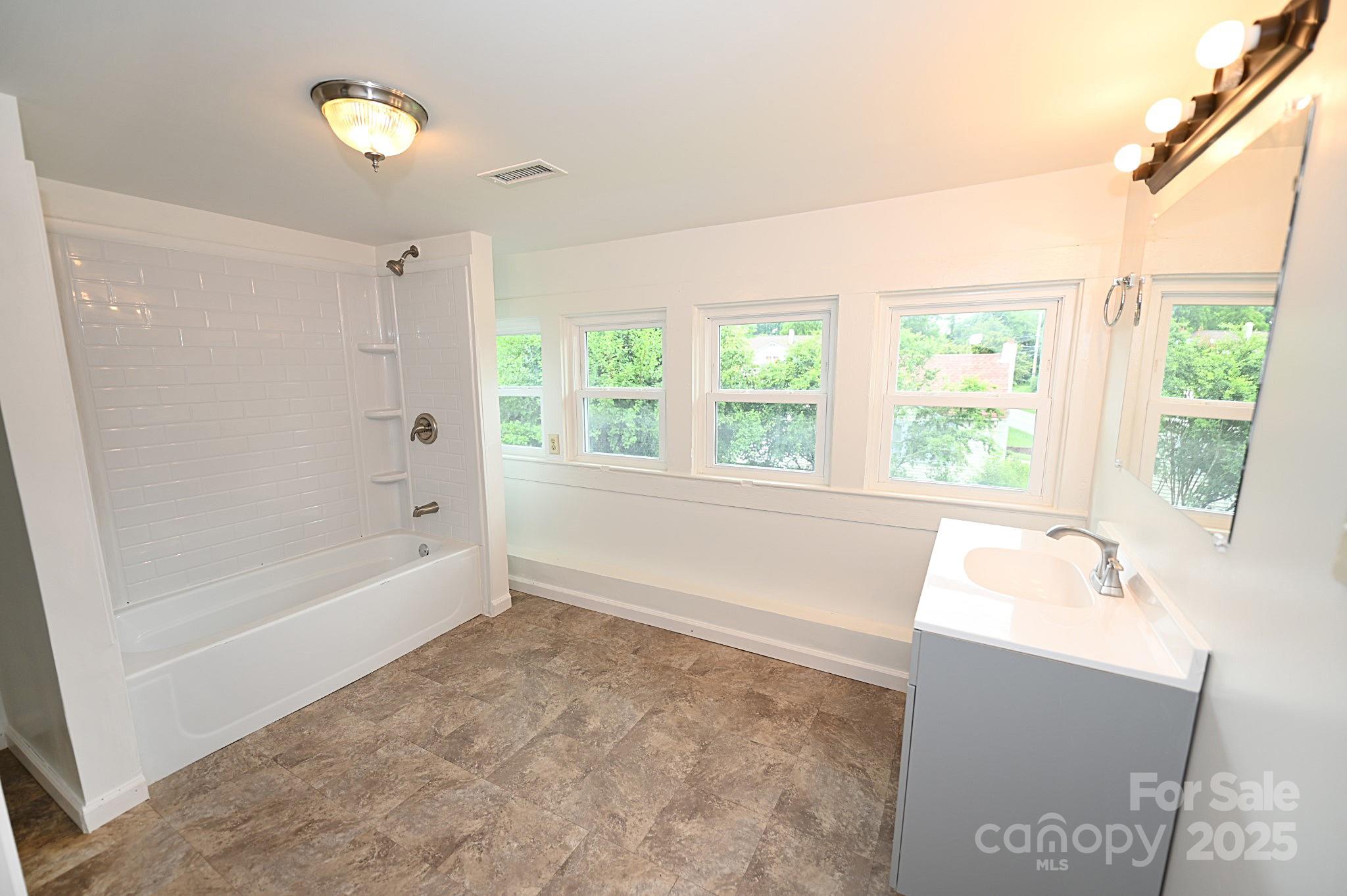 106 Virginia Street Southwest Lenoir, NC 28645 - Photo 21 of 44