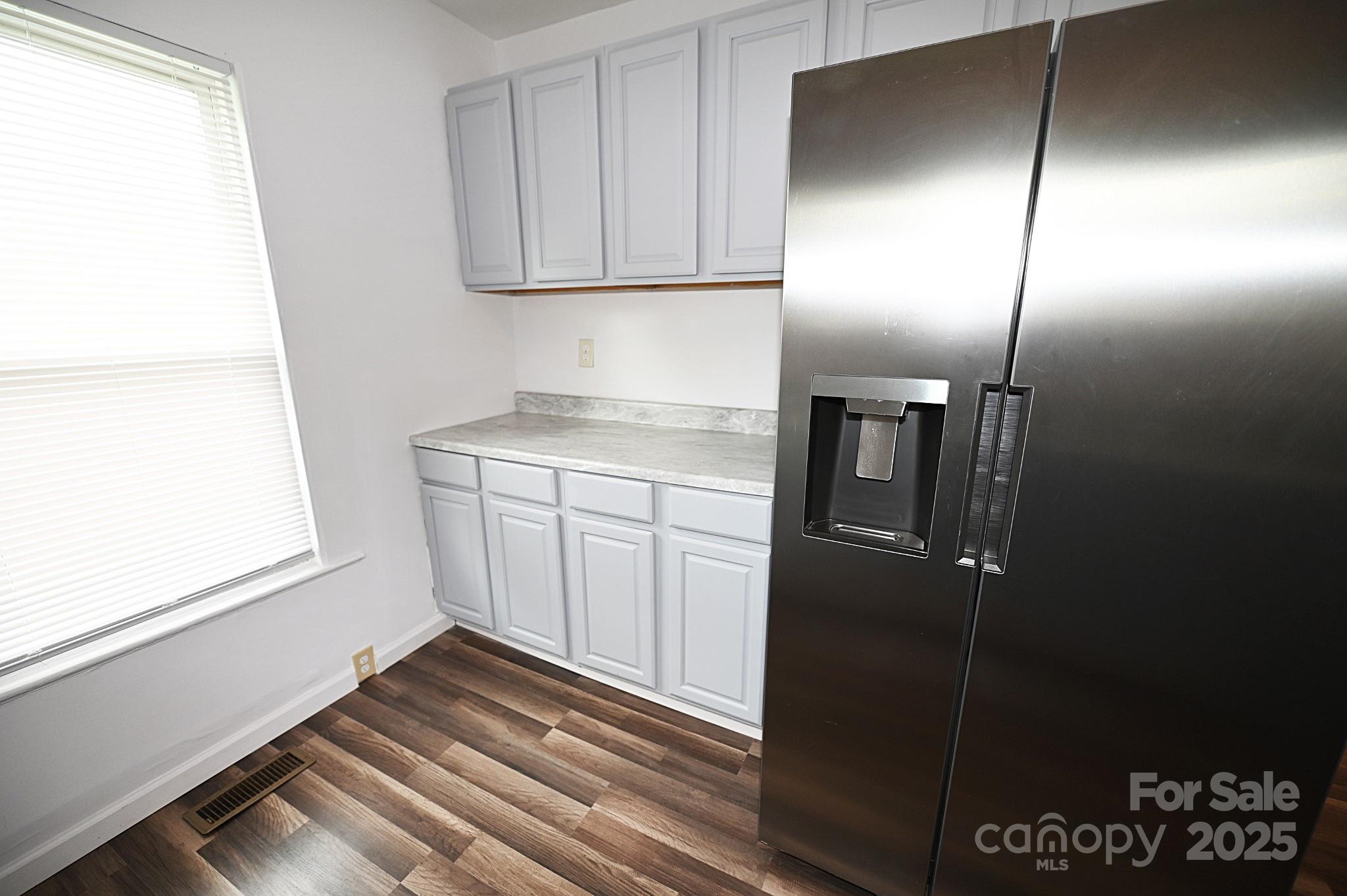 106 Virginia Street Southwest Lenoir, NC 28645 - Photo 6 of 44