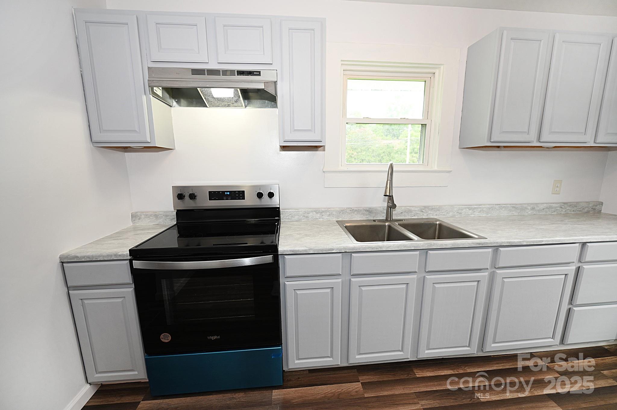 106 Virginia Street Southwest Lenoir, NC 28645 - Photo 9 of 44