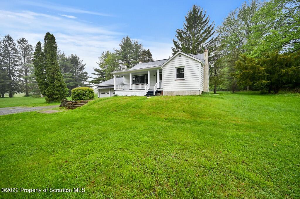 177 O'Hara Road Moscow, PA 18444 - Photo 2 of 54 Gallery Image 2
