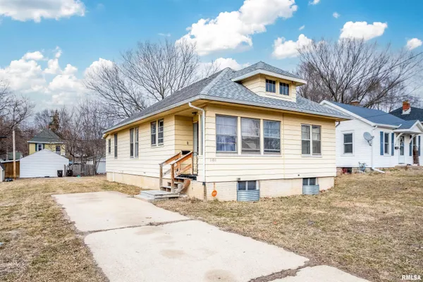 $79,900 | 1101 East Willcox Avenue, Peoria, IL 61603