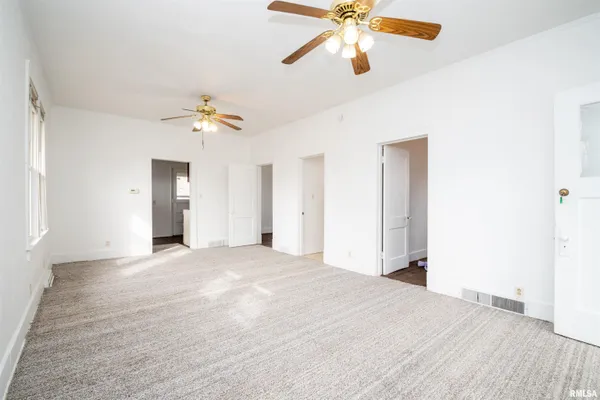 $79,900 | 1101 East Willcox Avenue, Peoria, IL 61603