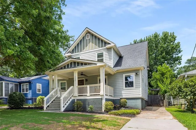 front view of house with a yard