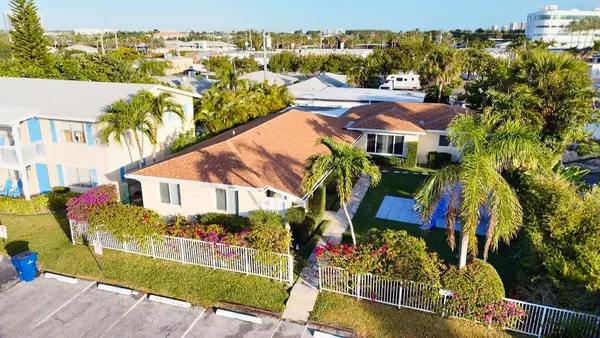 an aerial view of multiple house