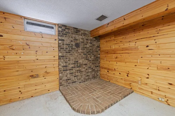 $150,000 | 121 Pine Crest Court Northwest, Bemidji, MN 56601