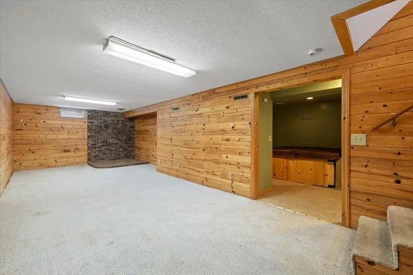 $150,000 | 121 Pine Crest Court Northwest, Bemidji, MN 56601