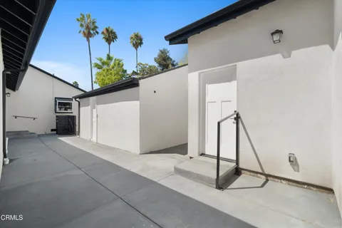 $3,195 | 10558 Encino Avenue, Granada Hills, CA 91344