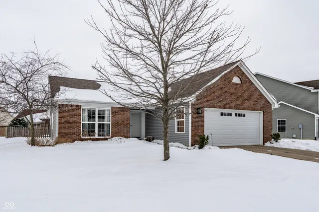 $259,900 | 692 Mozart Drive, Greenfield, IN 46140