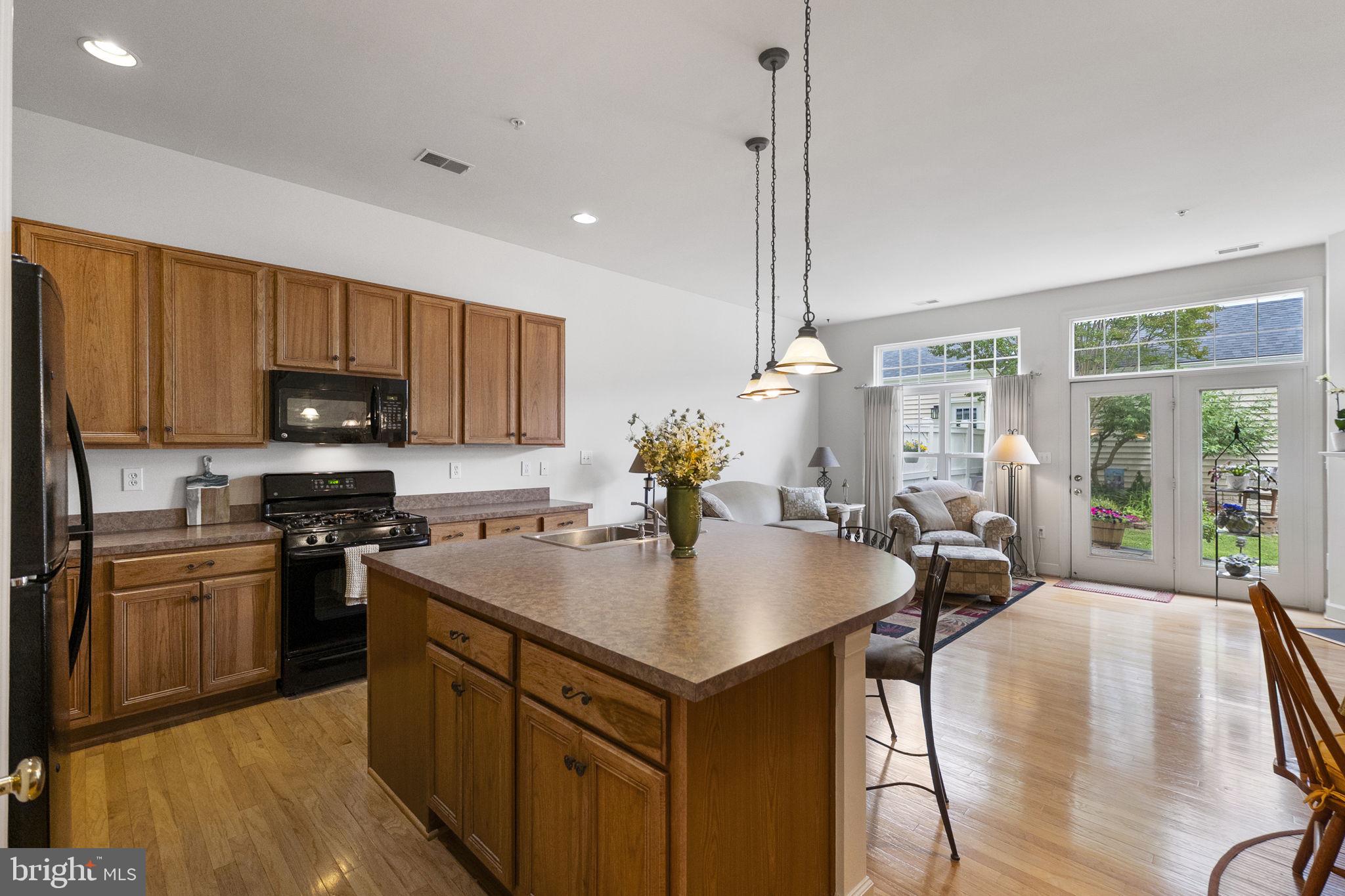 23418 Clarksridge Road Clarksburg, MD 20871 - Photo 40 of 40 Entertaining is easy with the open floor-plan