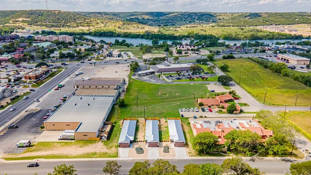 $1,197,000 | 1103-15 Lois Street, Kerrville, TX 78028