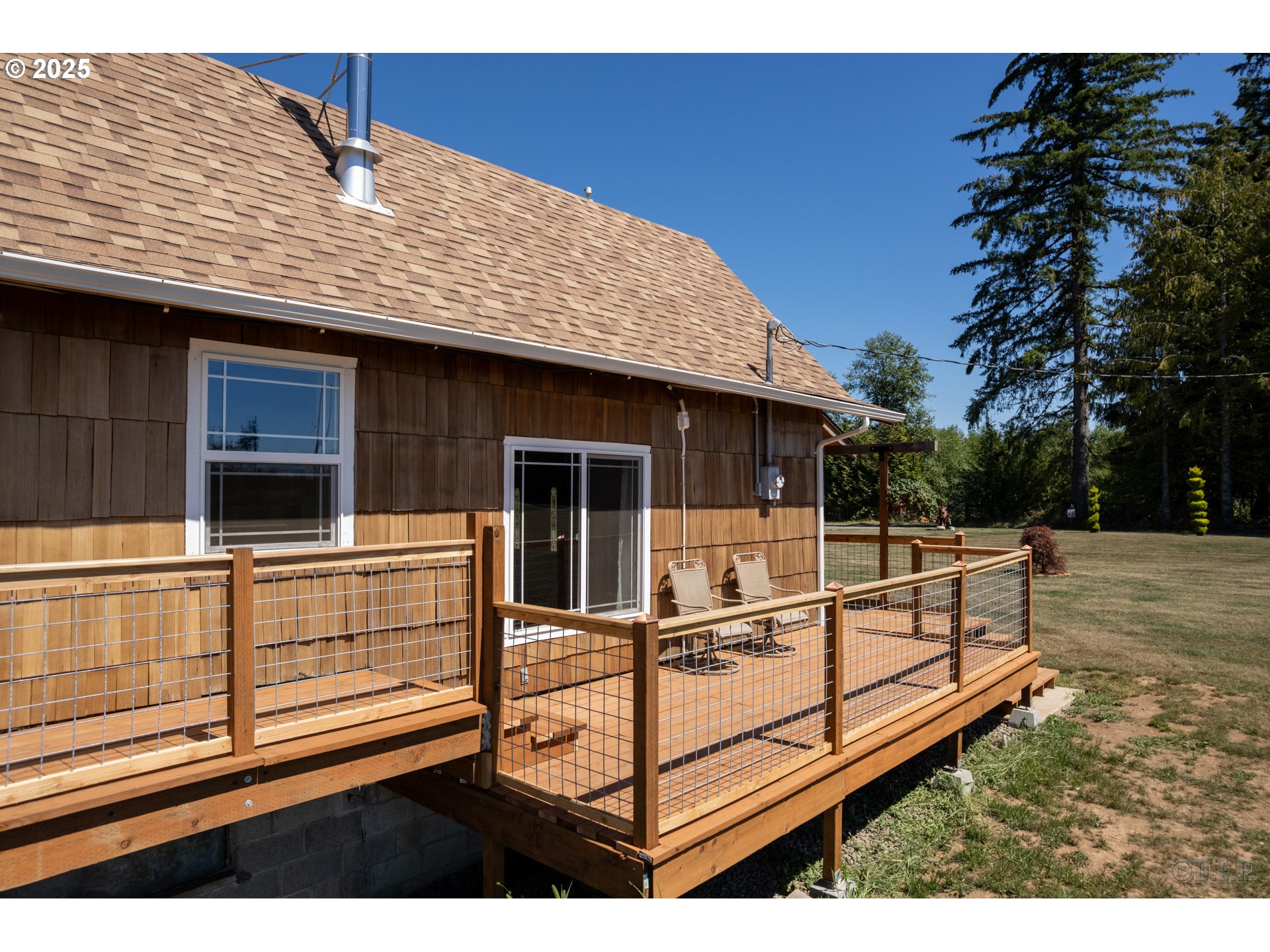 70392 Schumacher Road Rainier, OR 97048 - Photo 23 of 42 a view of a roof deck with couches