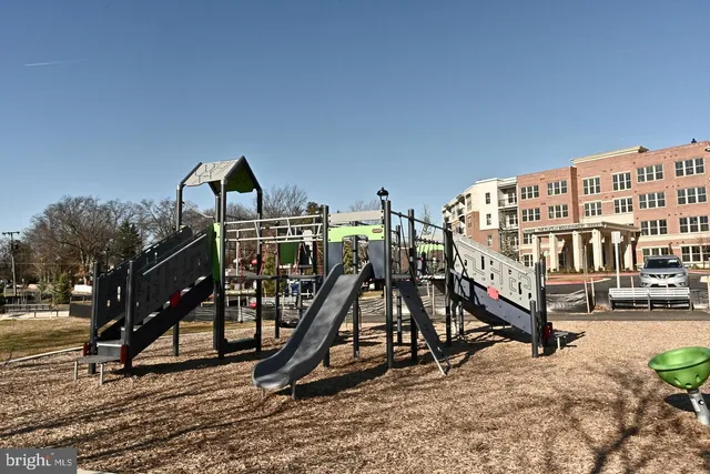 $2,200 | 10755 Fairgrounds Drive, Unit 408, Fairfax, VA 22030