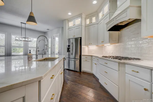 $749,000 | 29138 Tivoli Way, Fair Oaks Ranch, TX 78015