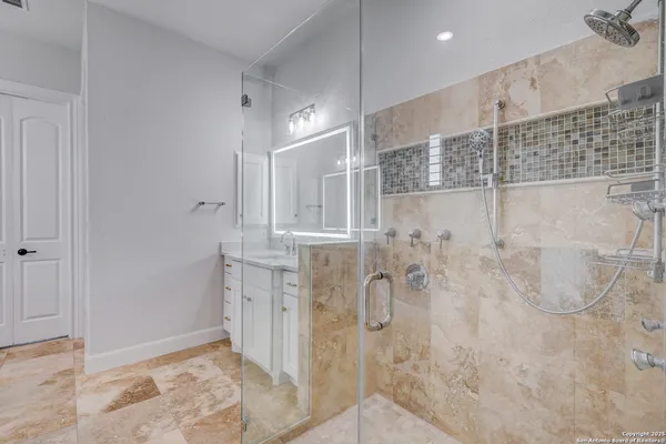 $749,000 | 29138 Tivoli Way, Fair Oaks Ranch, TX 78015