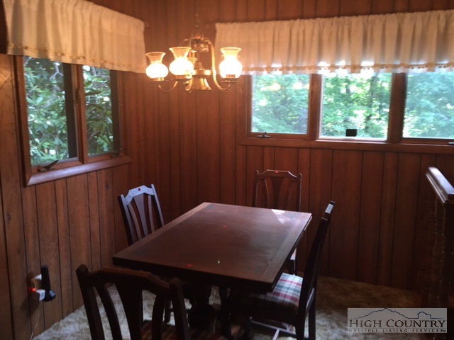 405 Lakeview Road Newland, NC 28657 - Photo 13 of 17 Gallery Image 13