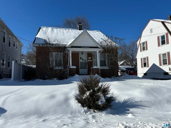 a view of a house