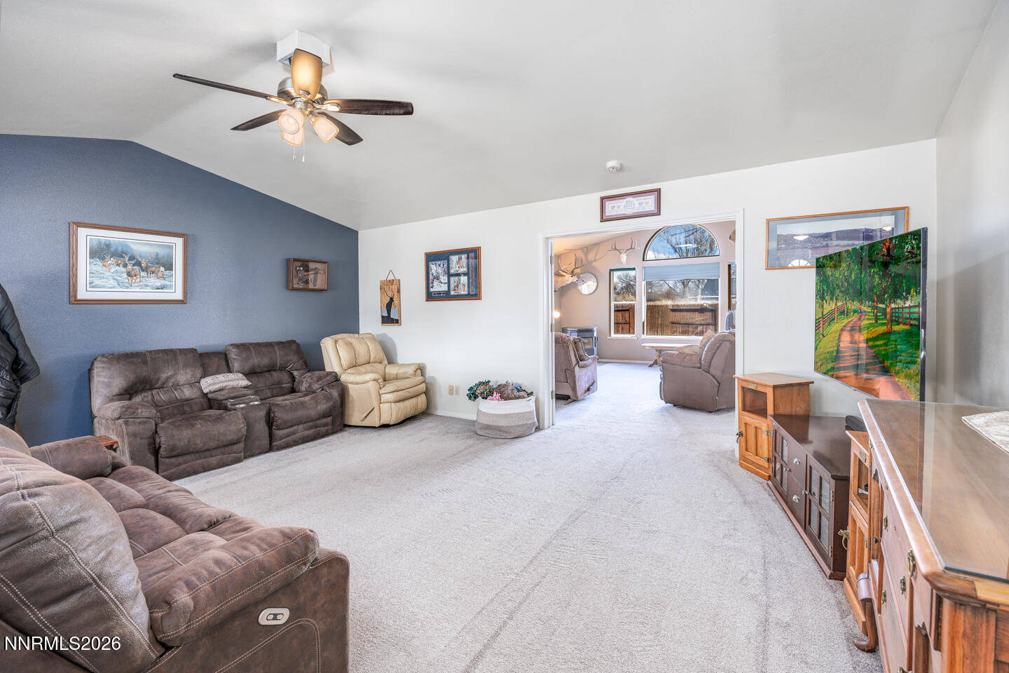 280 Hunter Park Way Fallon, NV 89406 - Photo 11 of 29 3