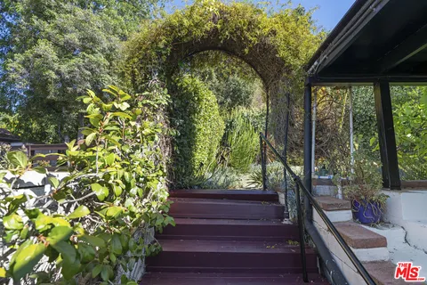 $899,000 | 4566 Toland Way, Los Angeles, CA 90041
