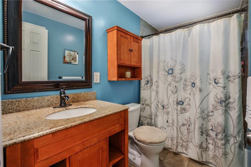 5415 Hardt Road Gibsonia, PA 15044 - Photo 14 of 22 Full bath on main level
