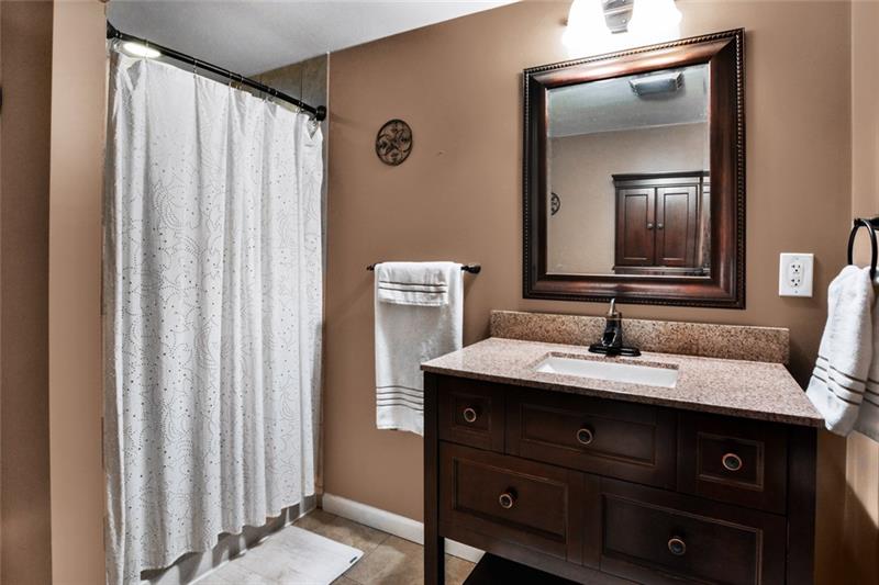 5415 Hardt Road Gibsonia, PA 15044 - Photo 17 of 22 Full bath in basement