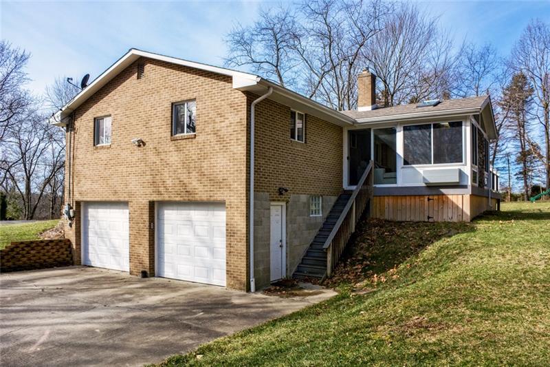 5415 Hardt Road Gibsonia, PA 15044 - Photo 3 of 22 Gallery Image 3